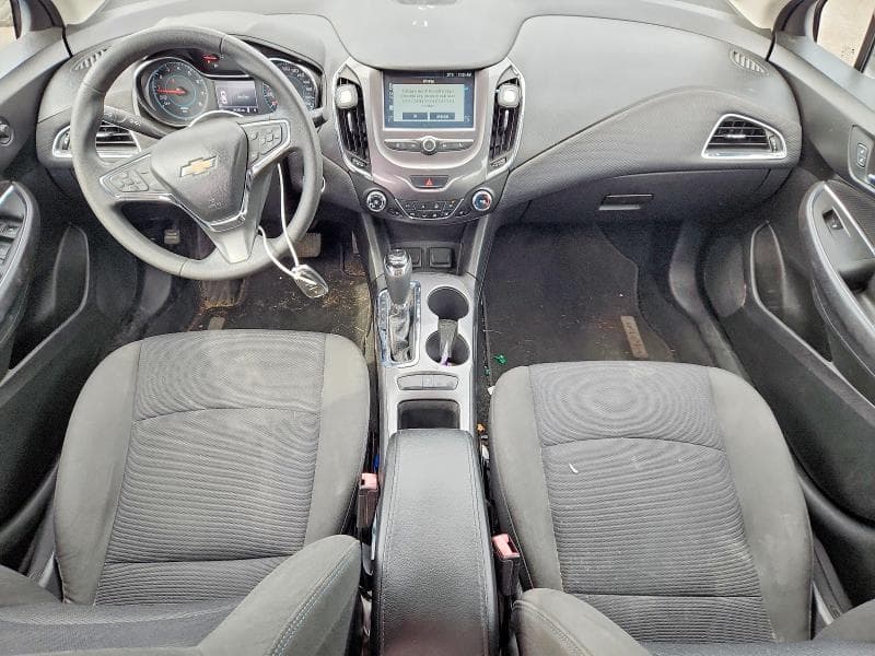 2017 CHEVROLET CRUZE LT 8