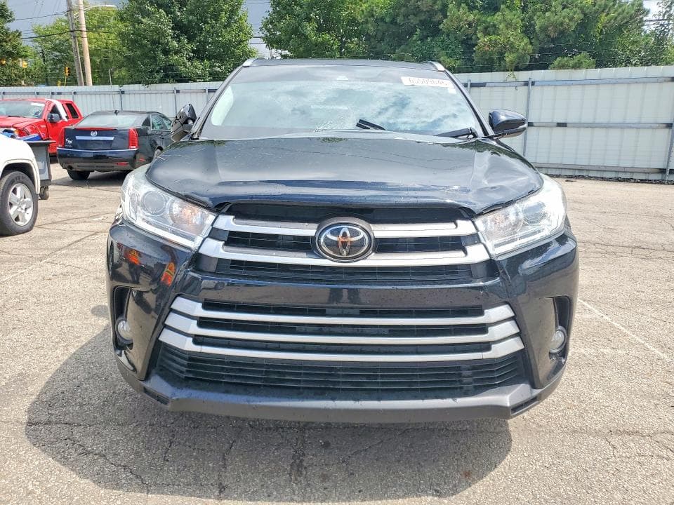 2017 TOYOTA HIGHLANDER XLE 5