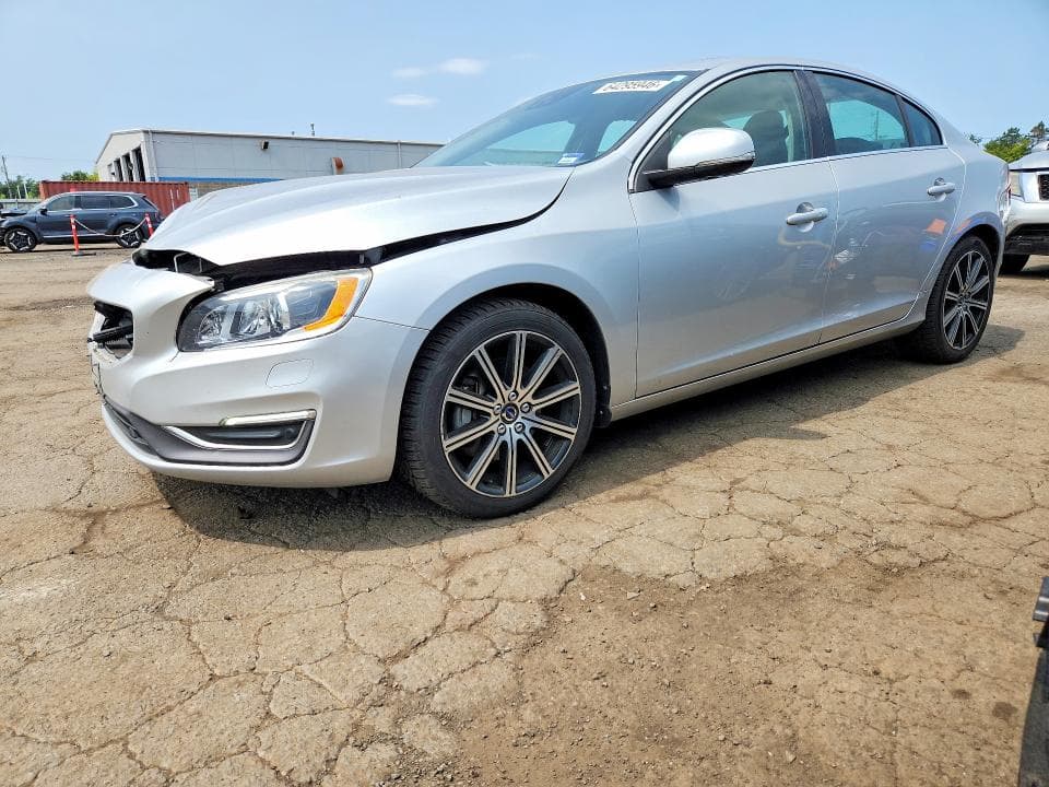 2017 VOLVO S60 PLATINUM - 1
