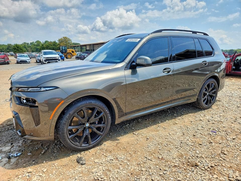 2025 BMW X7 XDRIVE40I