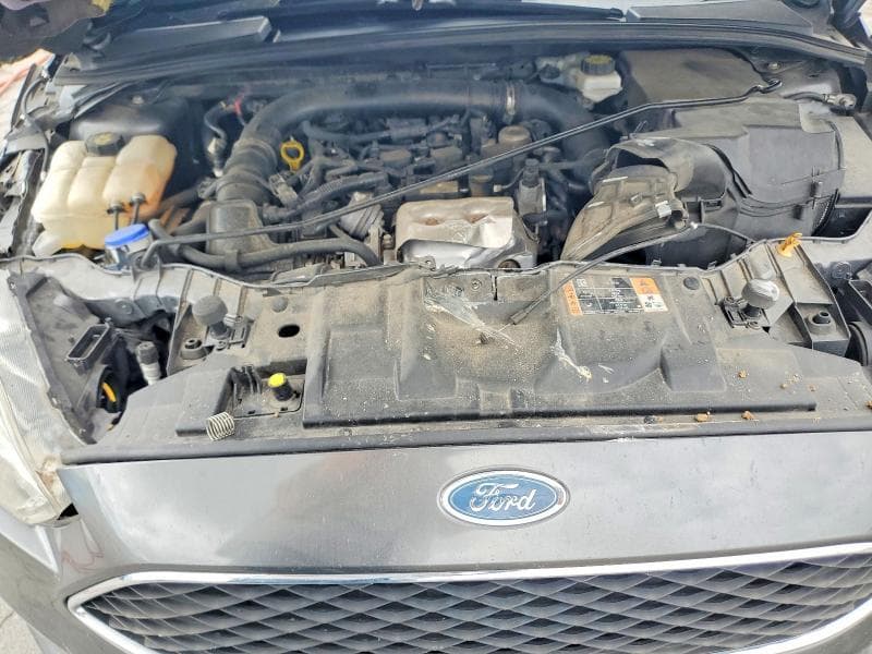 2018 FORD FOCUS SE 11
