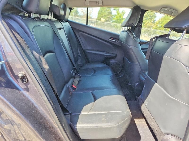 2017 TOYOTA PRIUS THREE TOURING 10