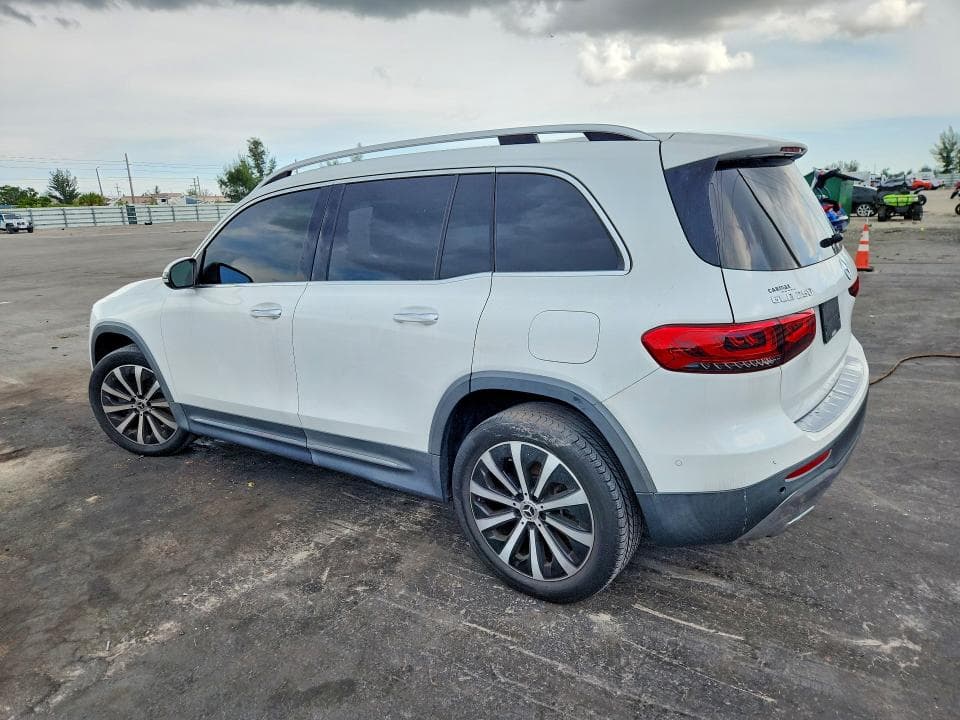 2021 MERCEDES-BENZ GLB 250 2