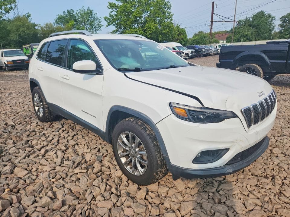 2019 JEEP CHEROKEE LATITUDE PLUS 4