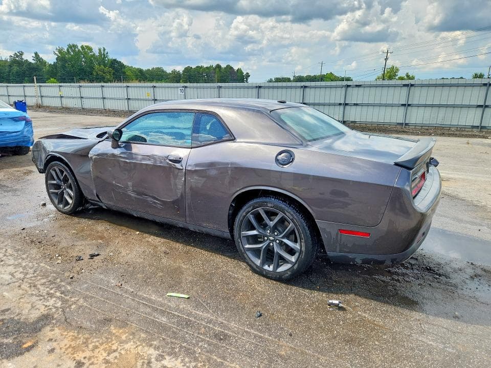 2019 DODGE CHALLENGER SXT 2