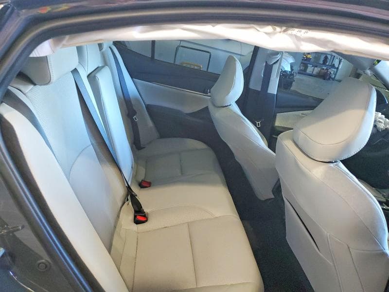 2026 TOYOTA CAMRY XLE 10