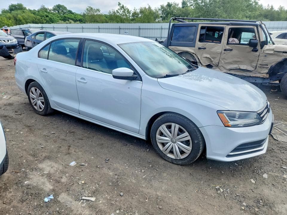2017 VOLKSWAGEN JETTA S 4