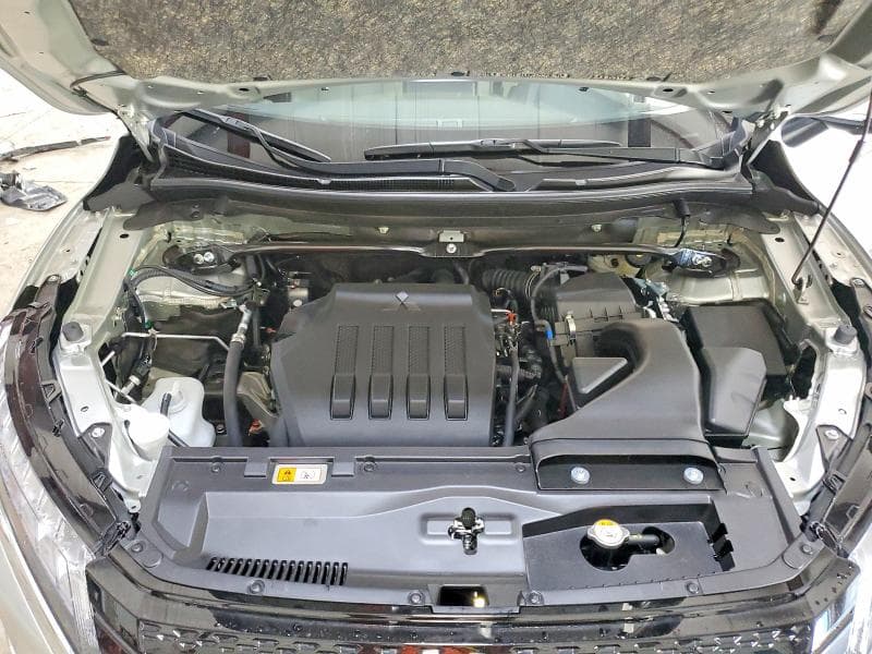 2026 MITSUBISHI ECLIPSE CROSS SE 12