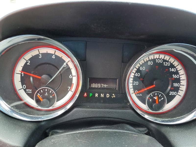 2017 DODGE GRAND CARAVAN SE 9