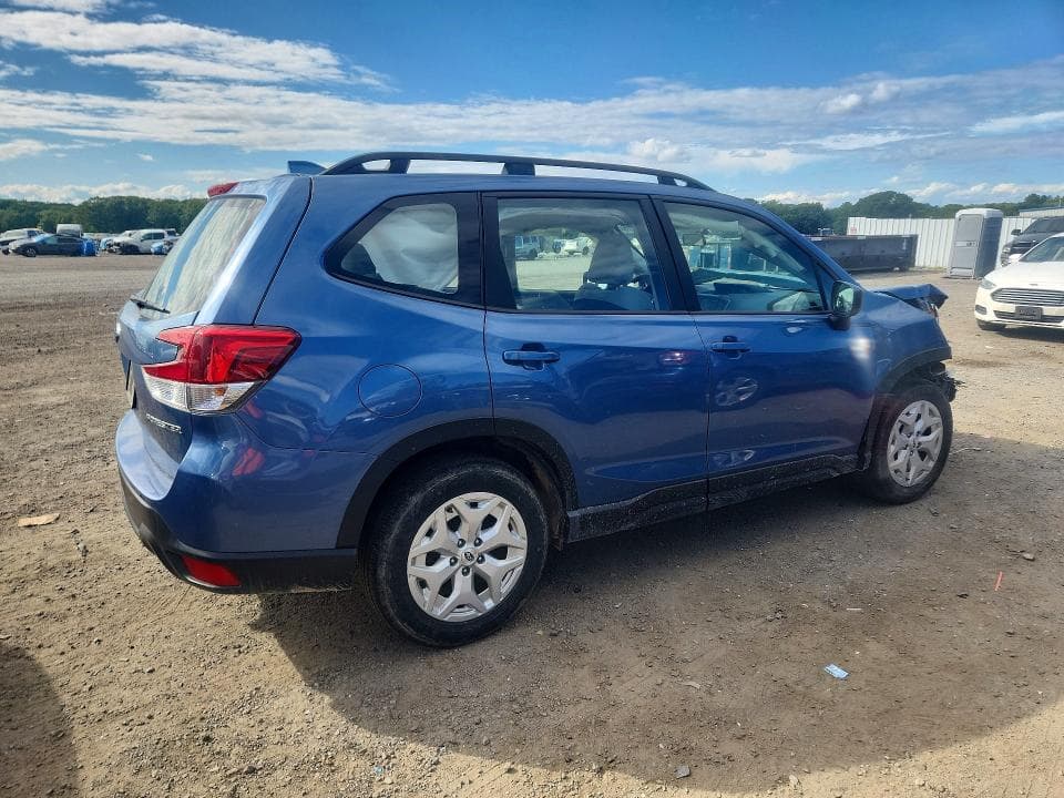 2022 SUBARU FORESTER 3