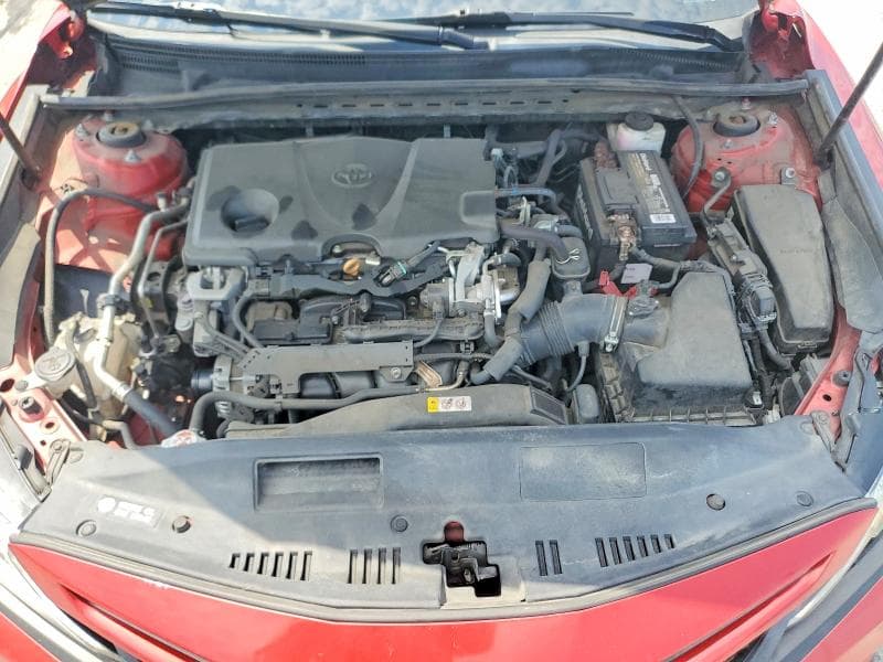2020 TOYOTA CAMRY SE 11