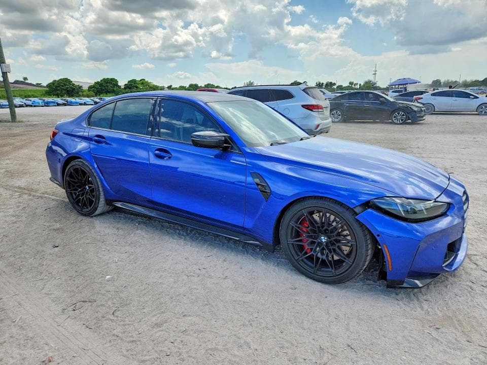 2027 BMW M3 COMPETITION 4