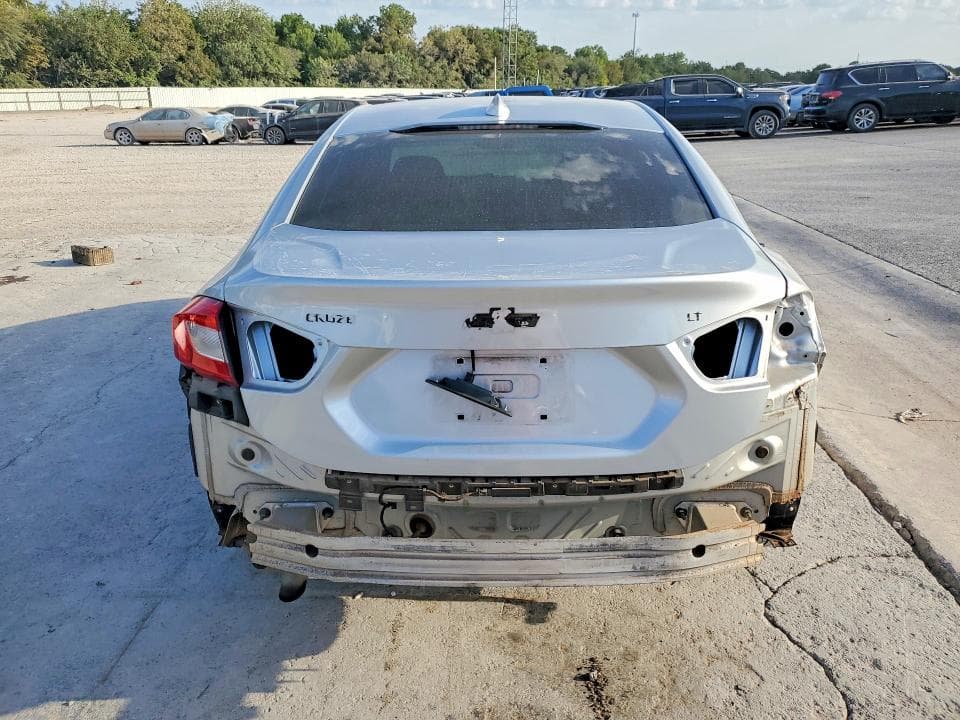 2018 CHEVROLET CRUZE LT 6