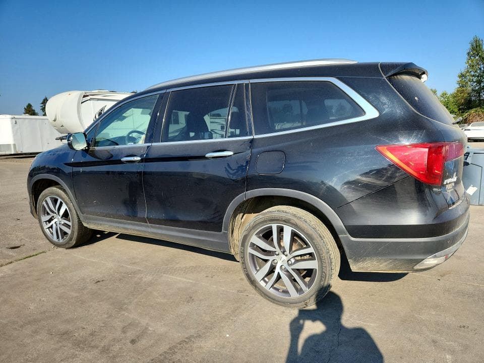 2017 HONDA PILOT ELITE 2