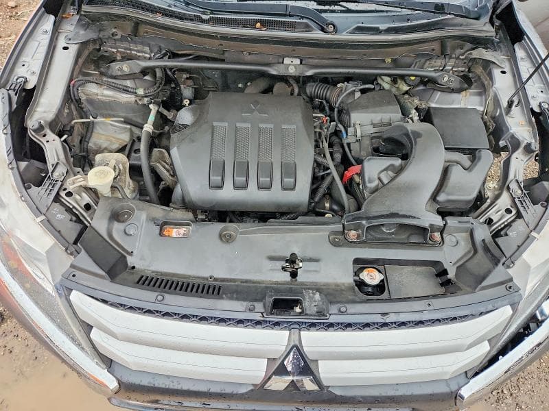2019 MITSUBISHI ECLIPSE CROSS ES 12