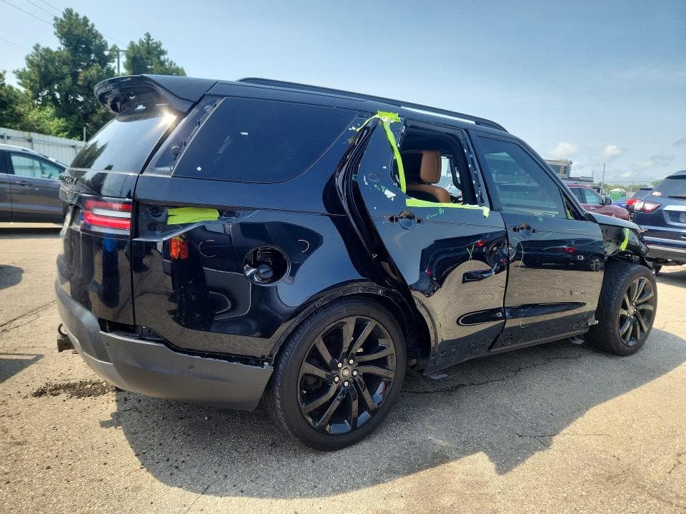 2017 LAND ROVER DISCOVERY HSE LUXURY 3