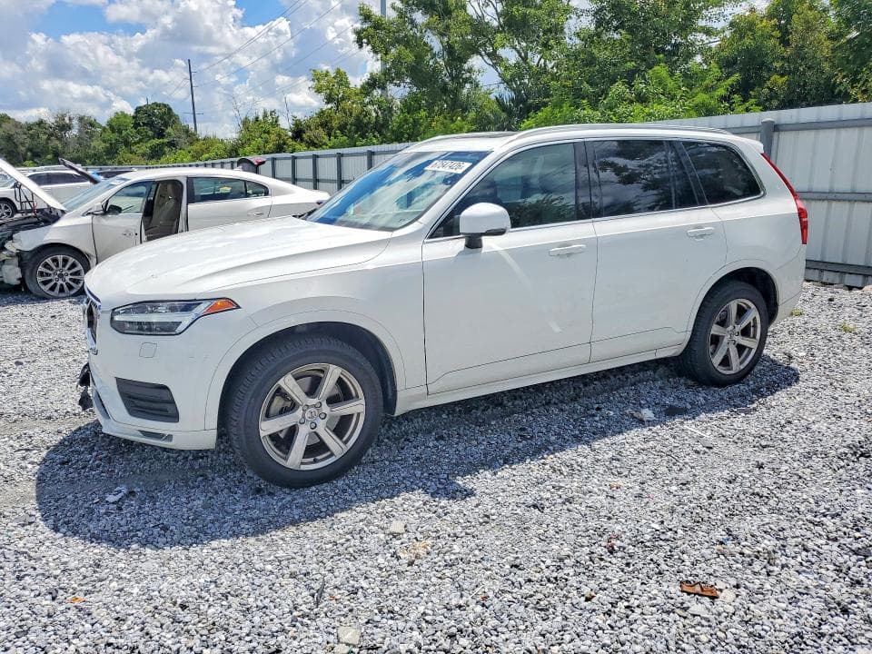 2021 VOLVO XC90 T5 MOMENTUM - 1