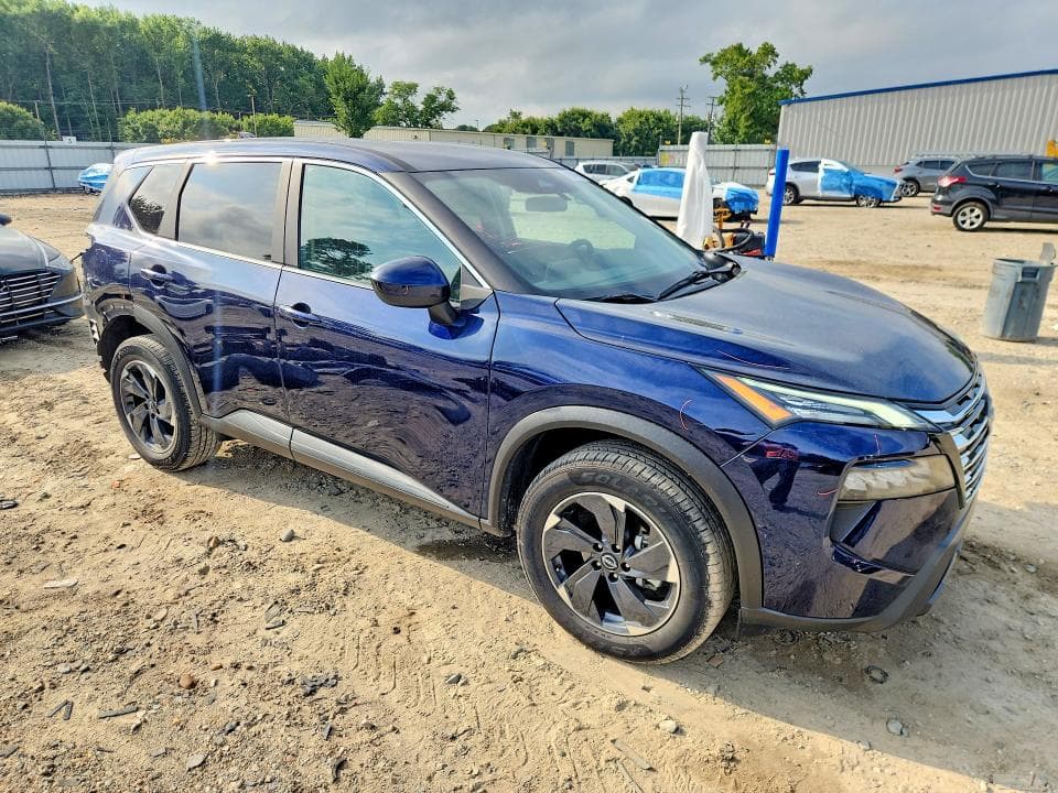 2025 NISSAN ROGUE SV 4