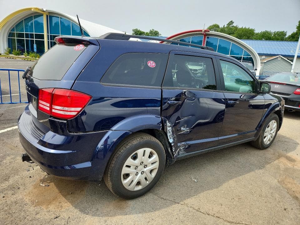 2019 DODGE JOURNEY SE 3