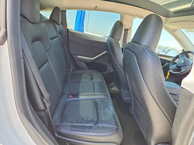 2023 TESLA MODEL Y 10