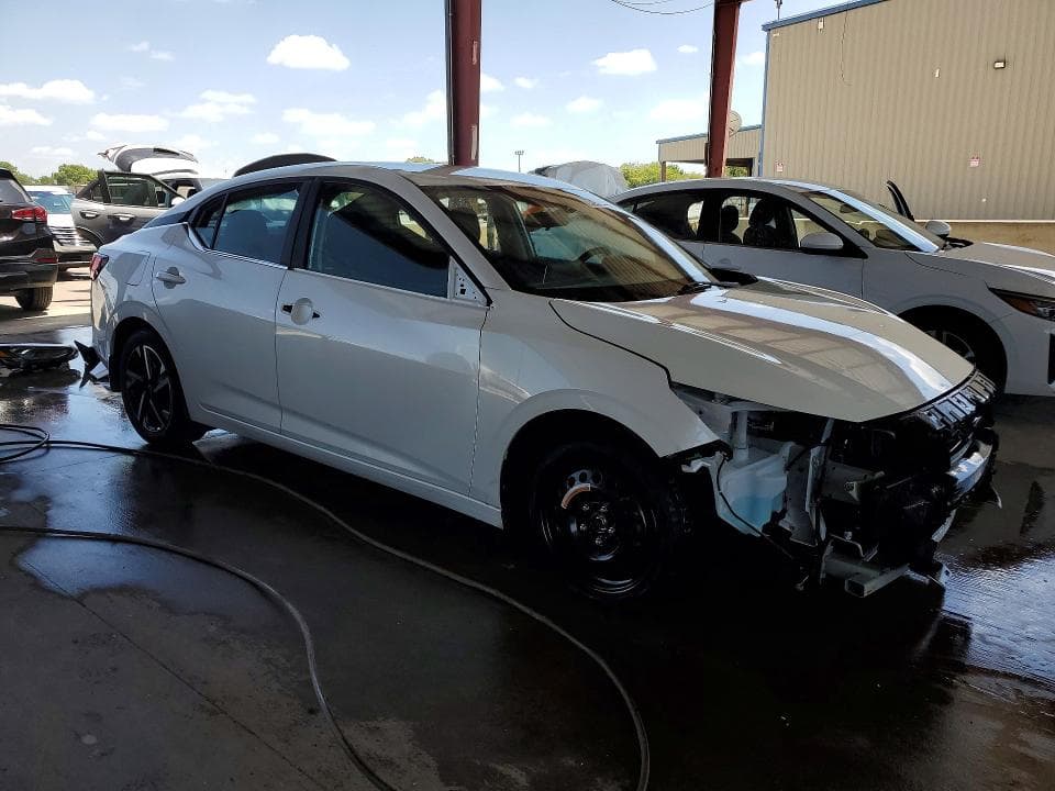 2024 NISSAN SENTRA SV 4