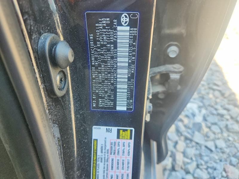 2021 TOYOTA COROLLA SE 12