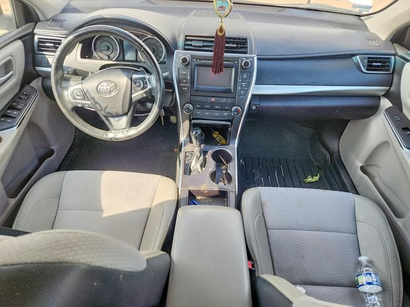 2017 TOYOTA CAMRY SE 8