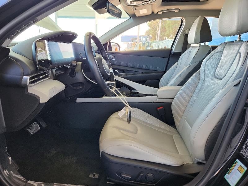 2024 HYUNDAI ELANTRA LIMITED 7