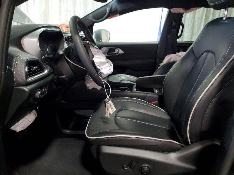 2026 CHRYSLER PACIFICA LIMITED 7