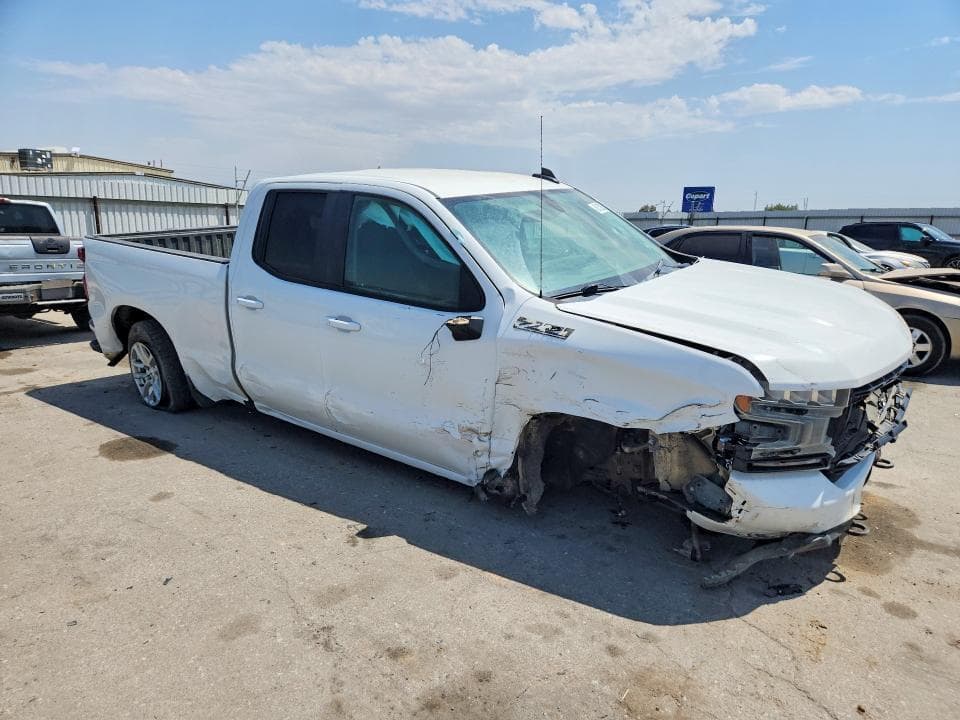 2019 CHEVROLET SILVERADO K1500 RST 4