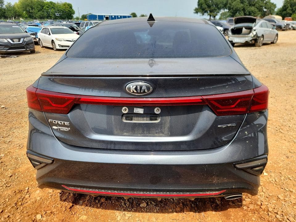 2021 KIA FORTE GT LINE 6