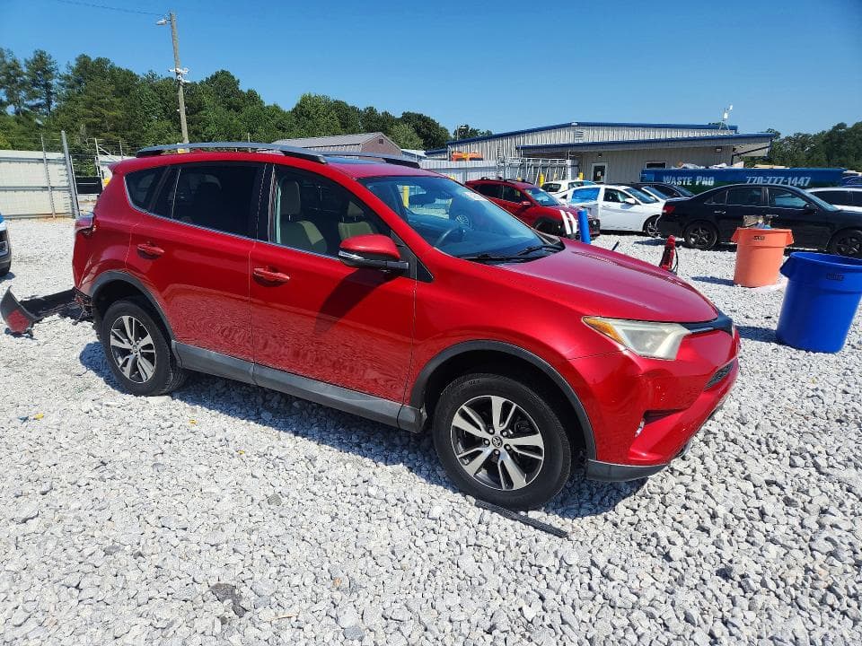 2017 TOYOTA RAV4 XLE 4