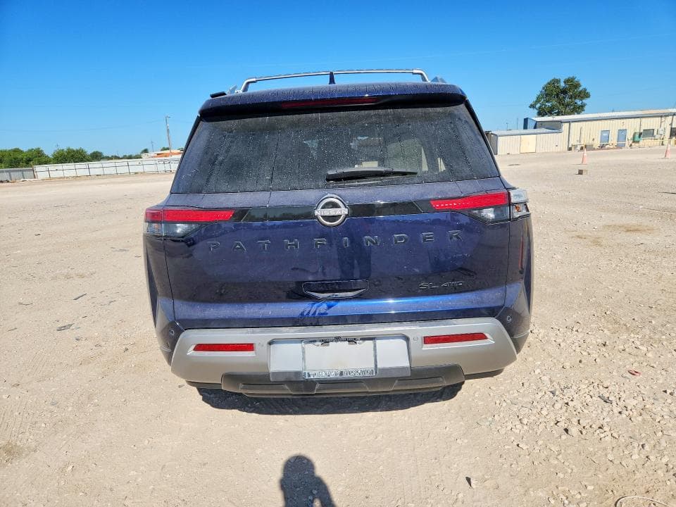 2023 NISSAN PATHFINDER SL 6