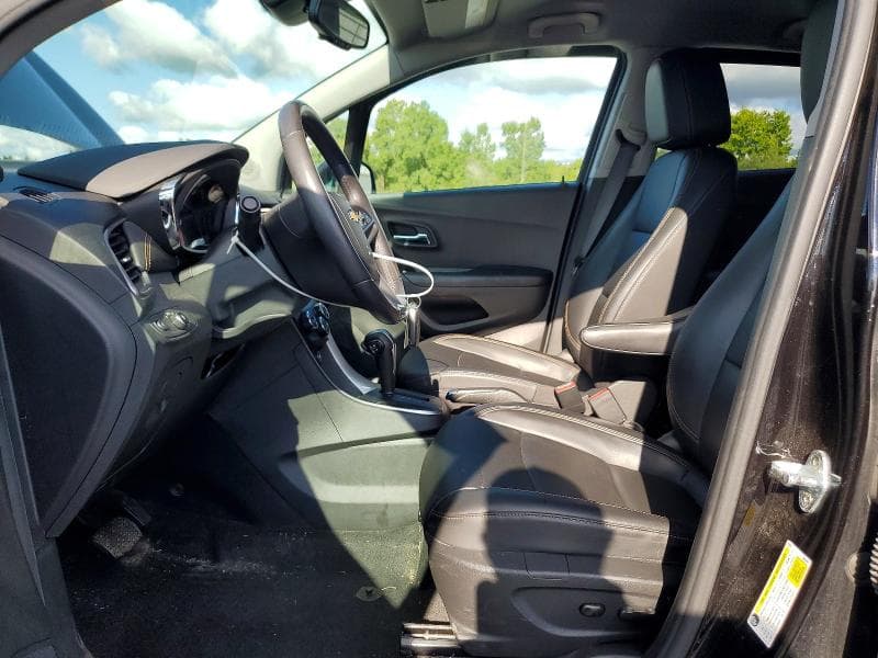 2022 CHEVROLET TRAX 1LT 7