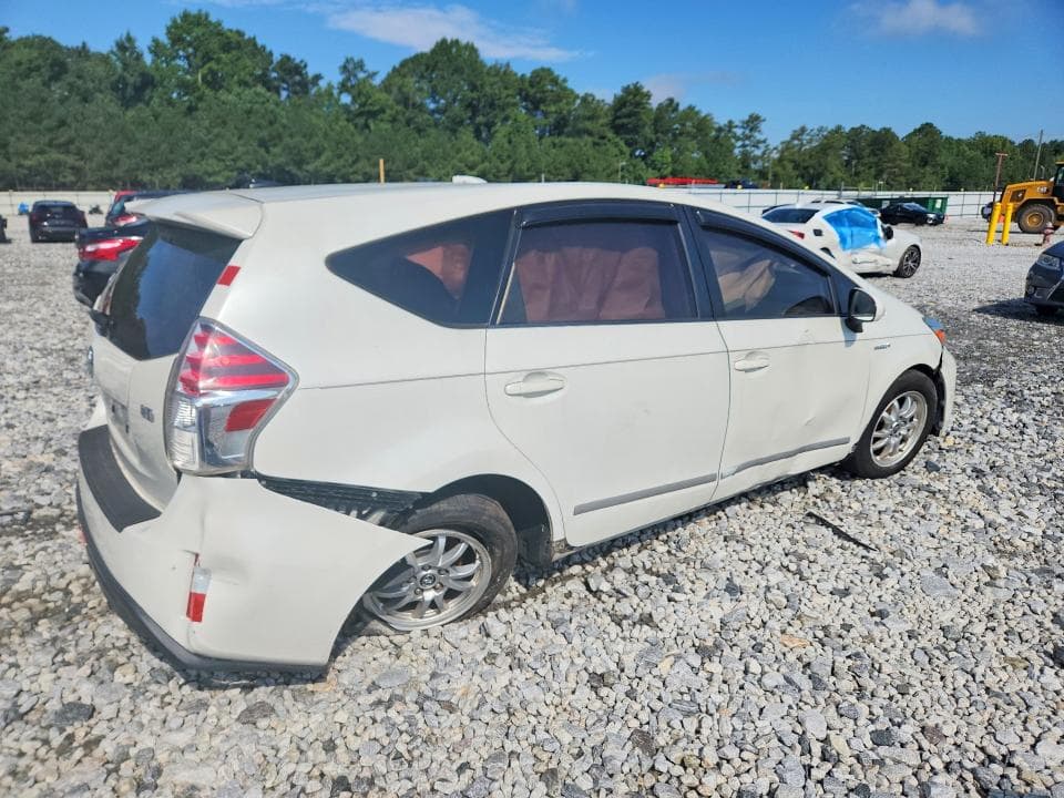2017 TOYOTA PRIUS V THREE 3