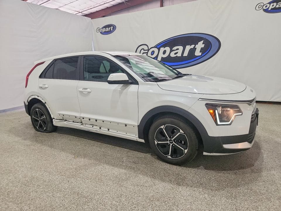 2026 KIA NIRO LX 4