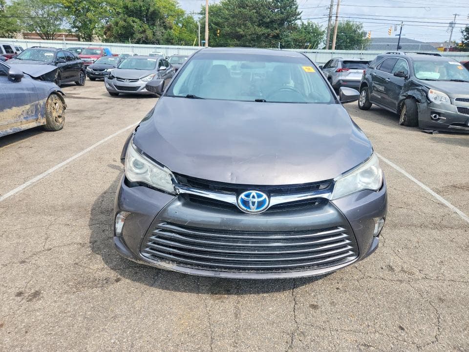 2017 TOYOTA CAMRY LE 5