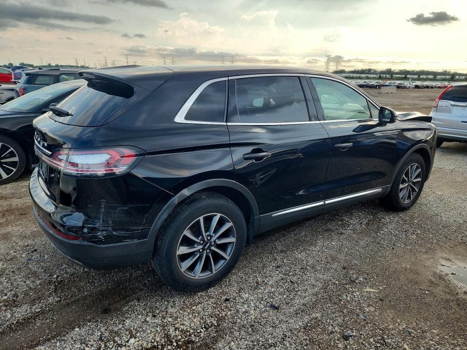 2022 LINCOLN NAUTILUS 3