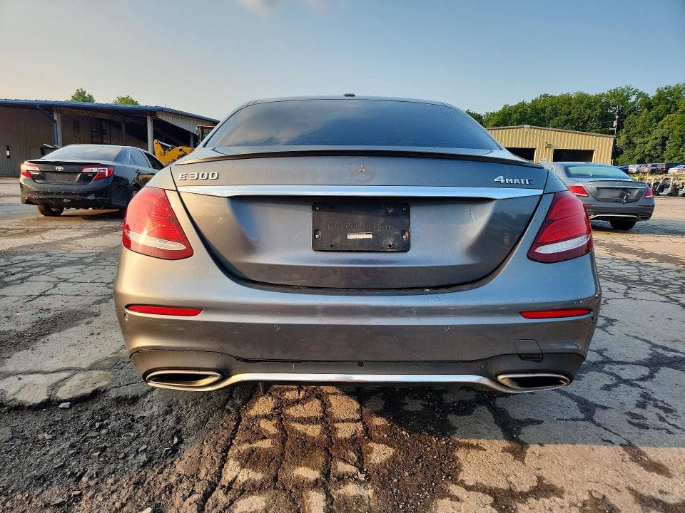 2017 MERCEDES-BENZ E 300 4MATIC 6