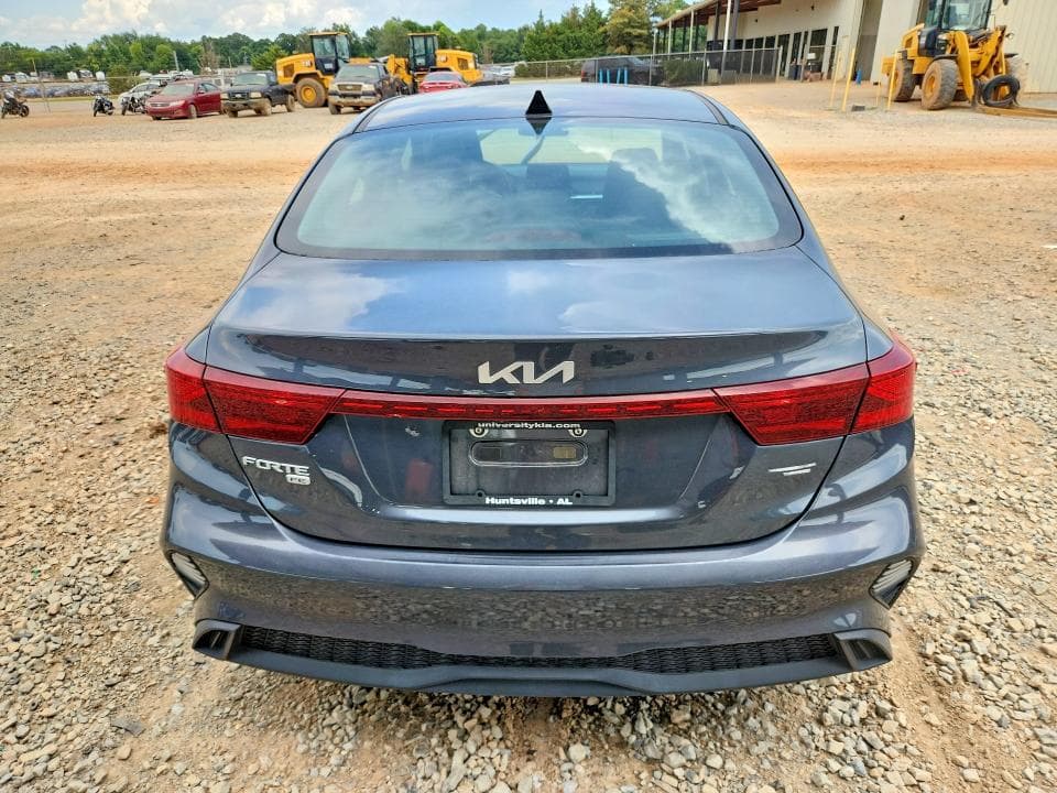 2023 KIA FORTE LX 6