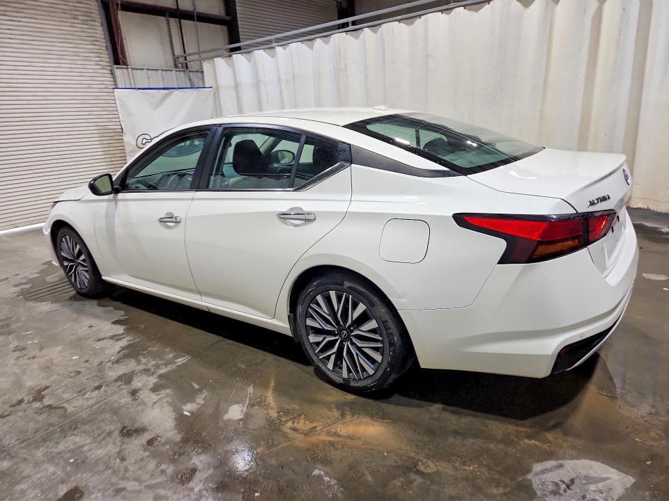 2024 NISSAN ALTIMA SV 2