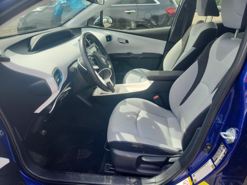 2017 TOYOTA PRIUS THREE 7