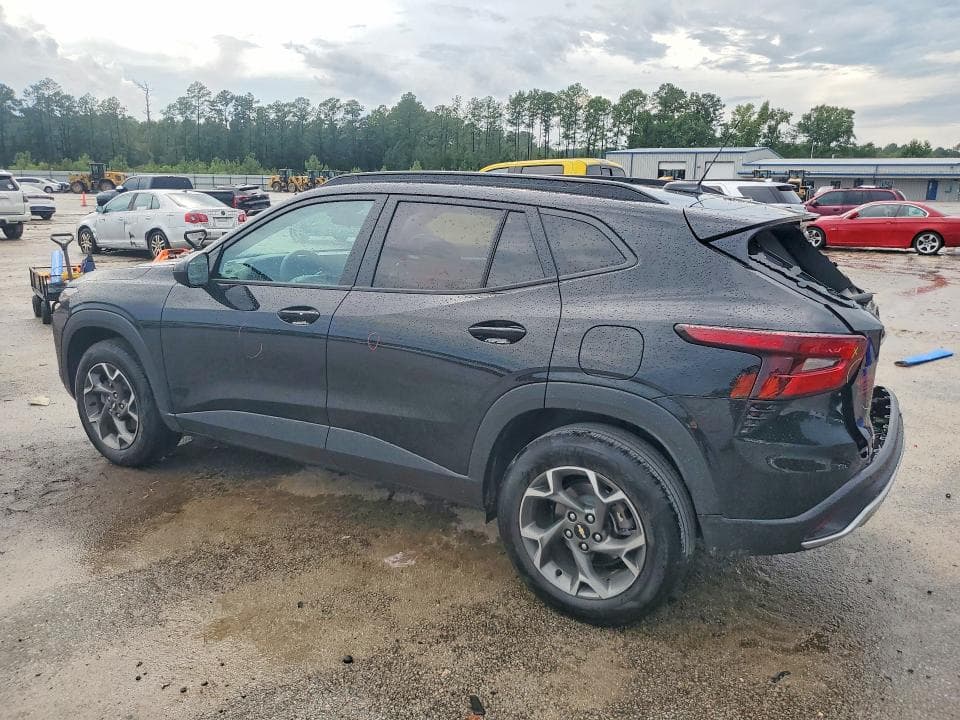 2025 CHEVROLET TRAX 1LT 2