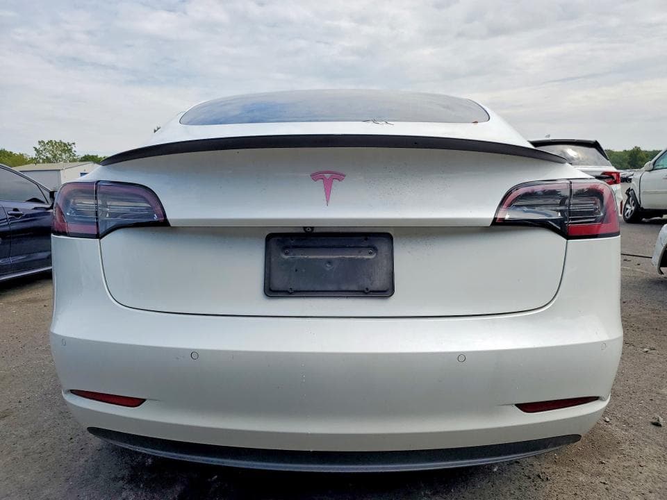 2019 TESLA MODEL 3 6