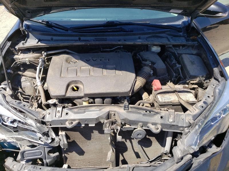 2017 TOYOTA COROLLA SE 11