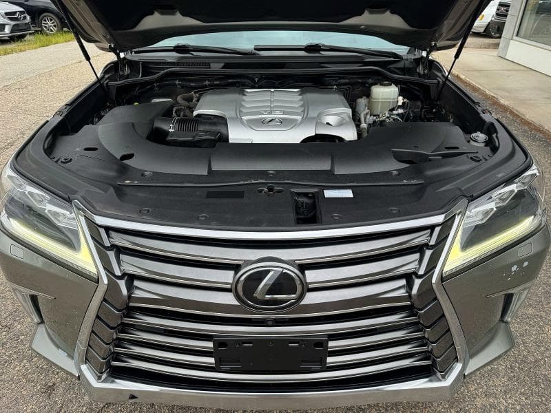 2018 LEXUS LX 570 14