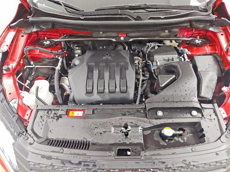 2026 MITSUBISHI ECLIPSE CROSS LE 12