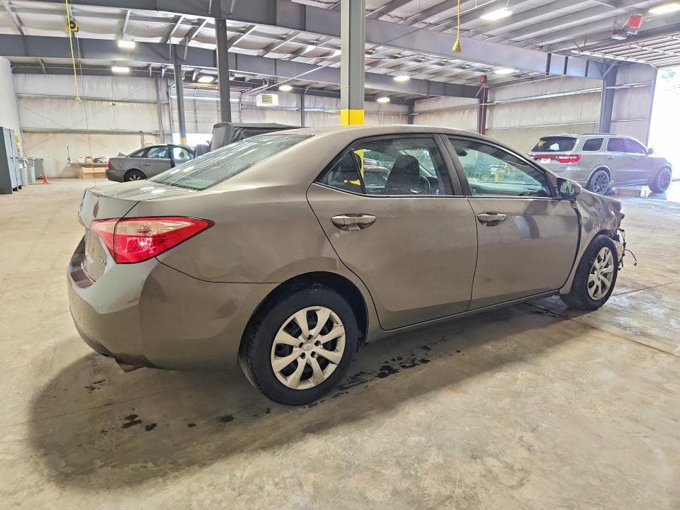 2018 TOYOTA COROLLA LE 3