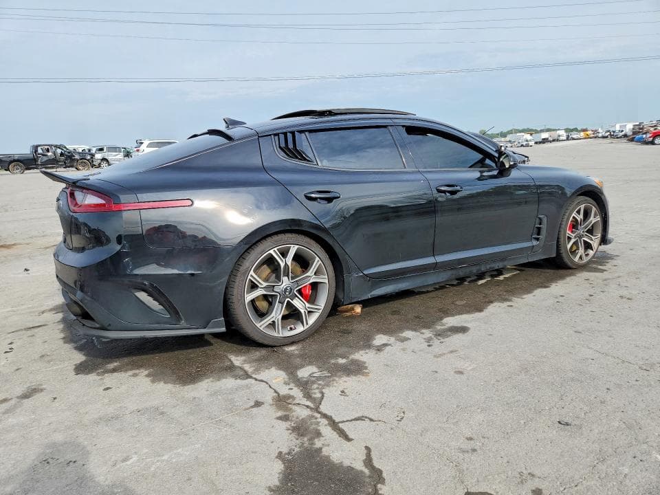 2019 KIA STINGER GT2 3