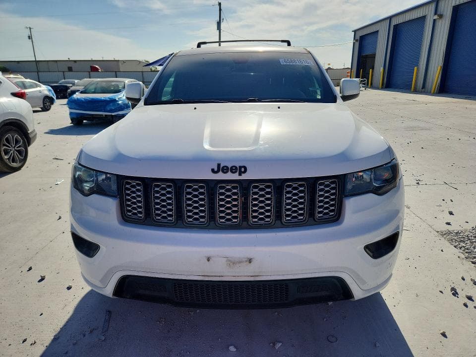 2017 JEEP GRAND CHEROKEE LAREDO 5